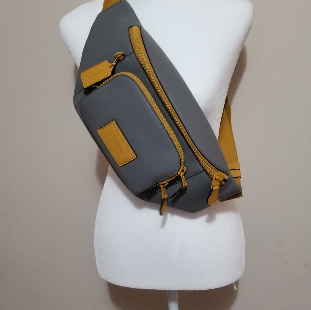 NWT Coach Waist/Belt Bag